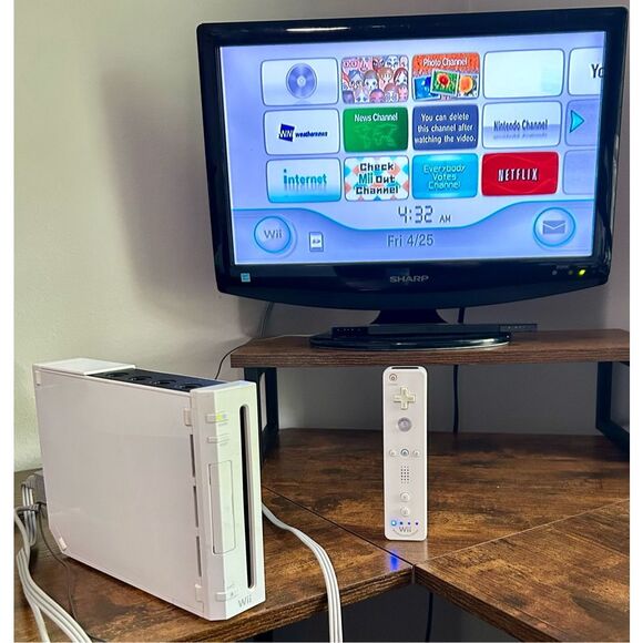 Nintendo Wii Console White Bundle RVL-001 GameCube Compatible - Tested & working - Picture 11 of 11